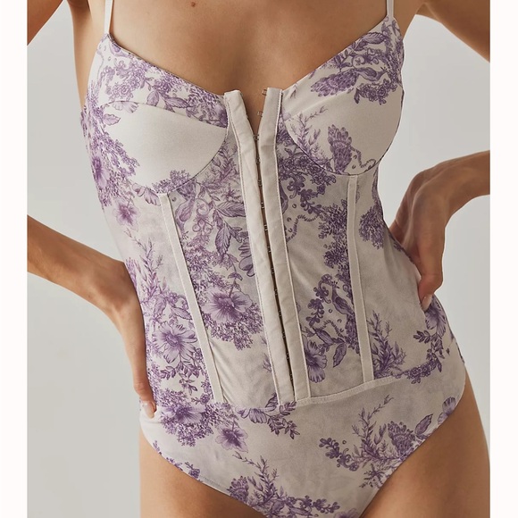 Free People Night Rhythm Printed Bodysuit in Ivory — size small NEW - Picture 1 of 3